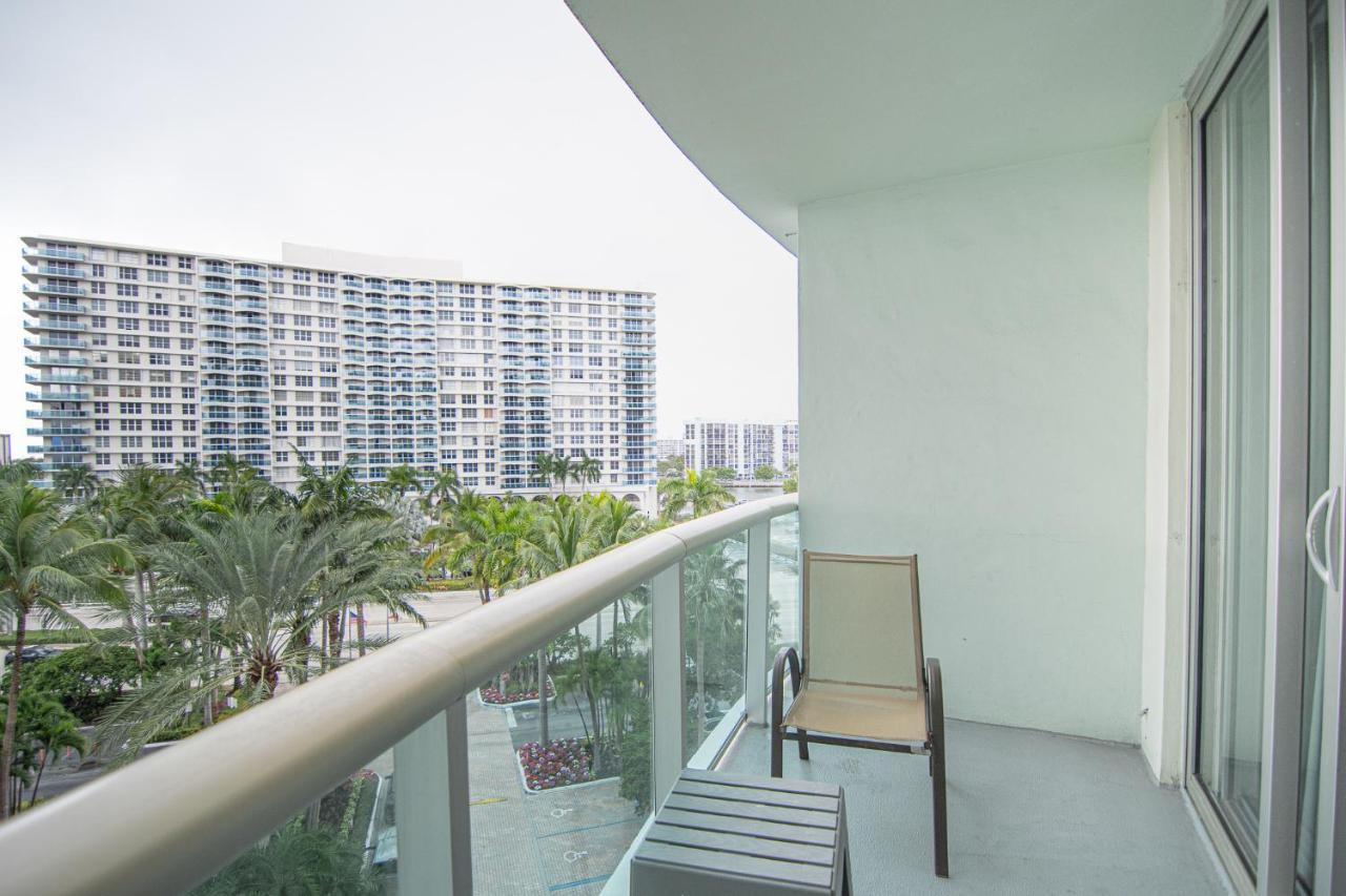 Modern Beach Apartment By Miami Te Espera - Hollywood 6T Exterior photo