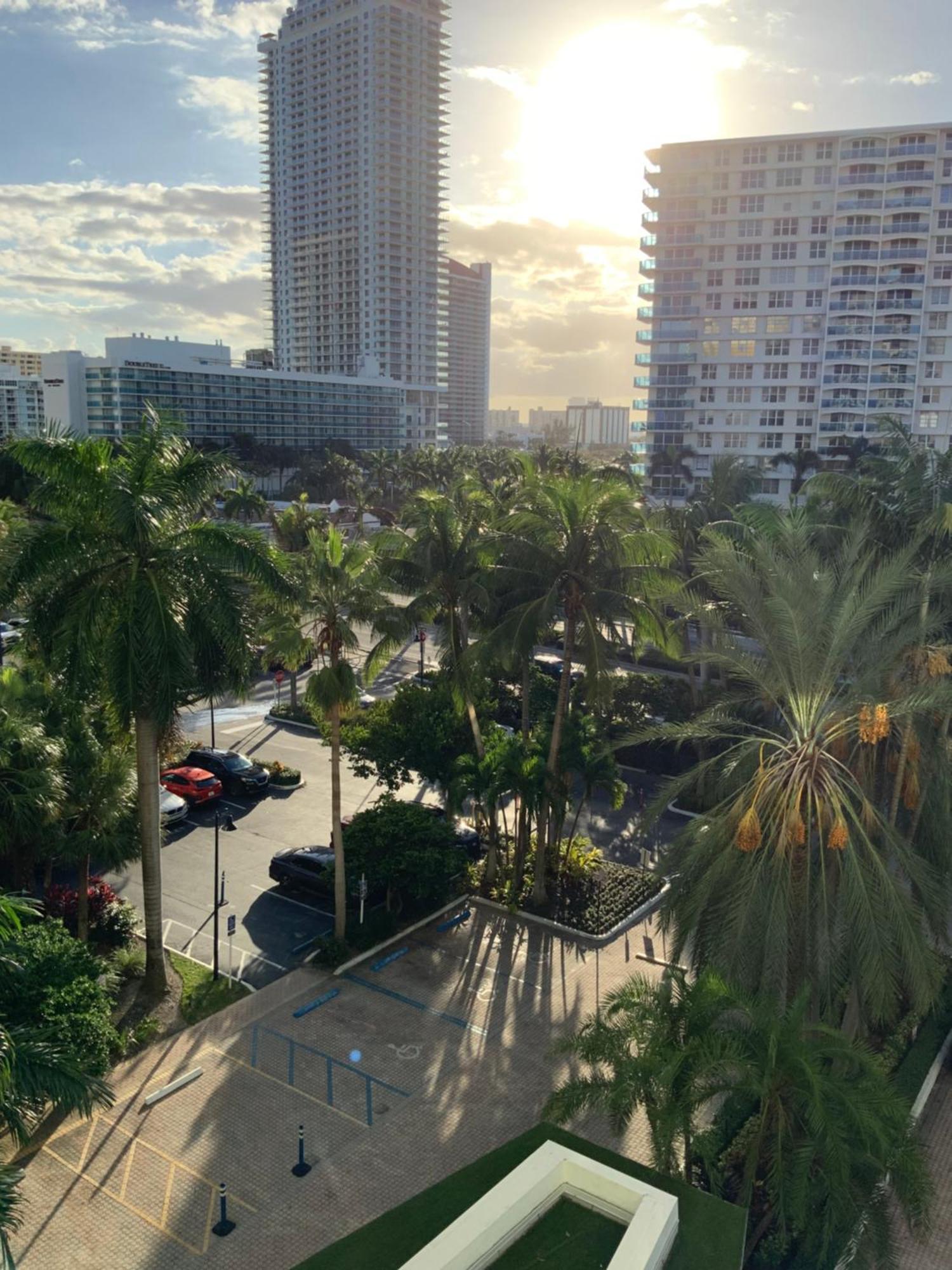 Modern Beach Apartment By Miami Te Espera - Hollywood 6T Exterior photo